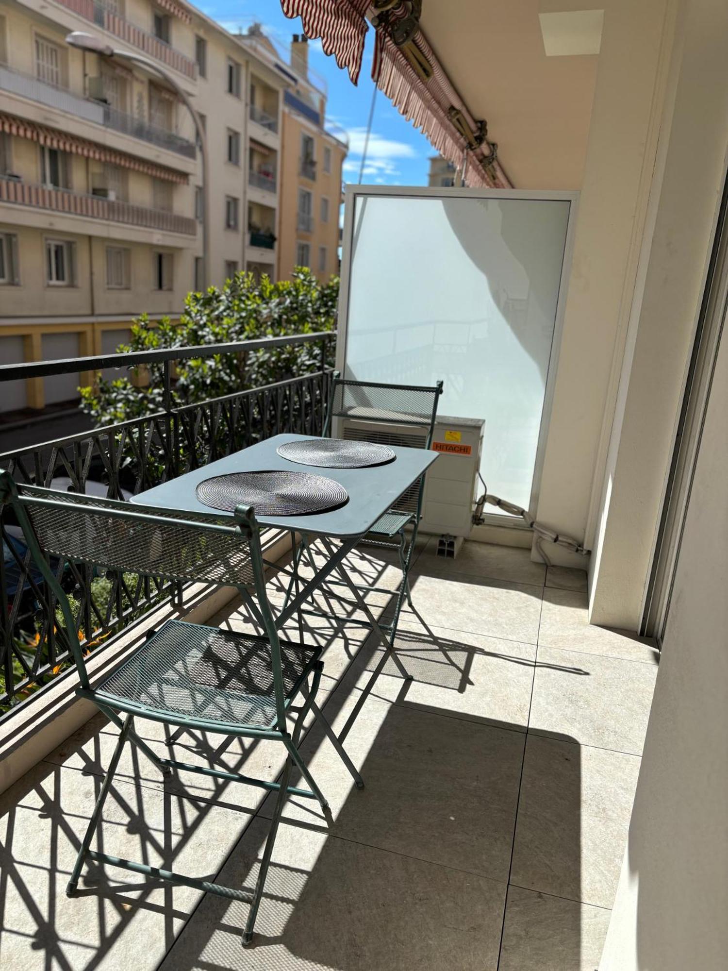 Studio 2 Etoiles A Menton Pour 4 Personnes Exterior foto