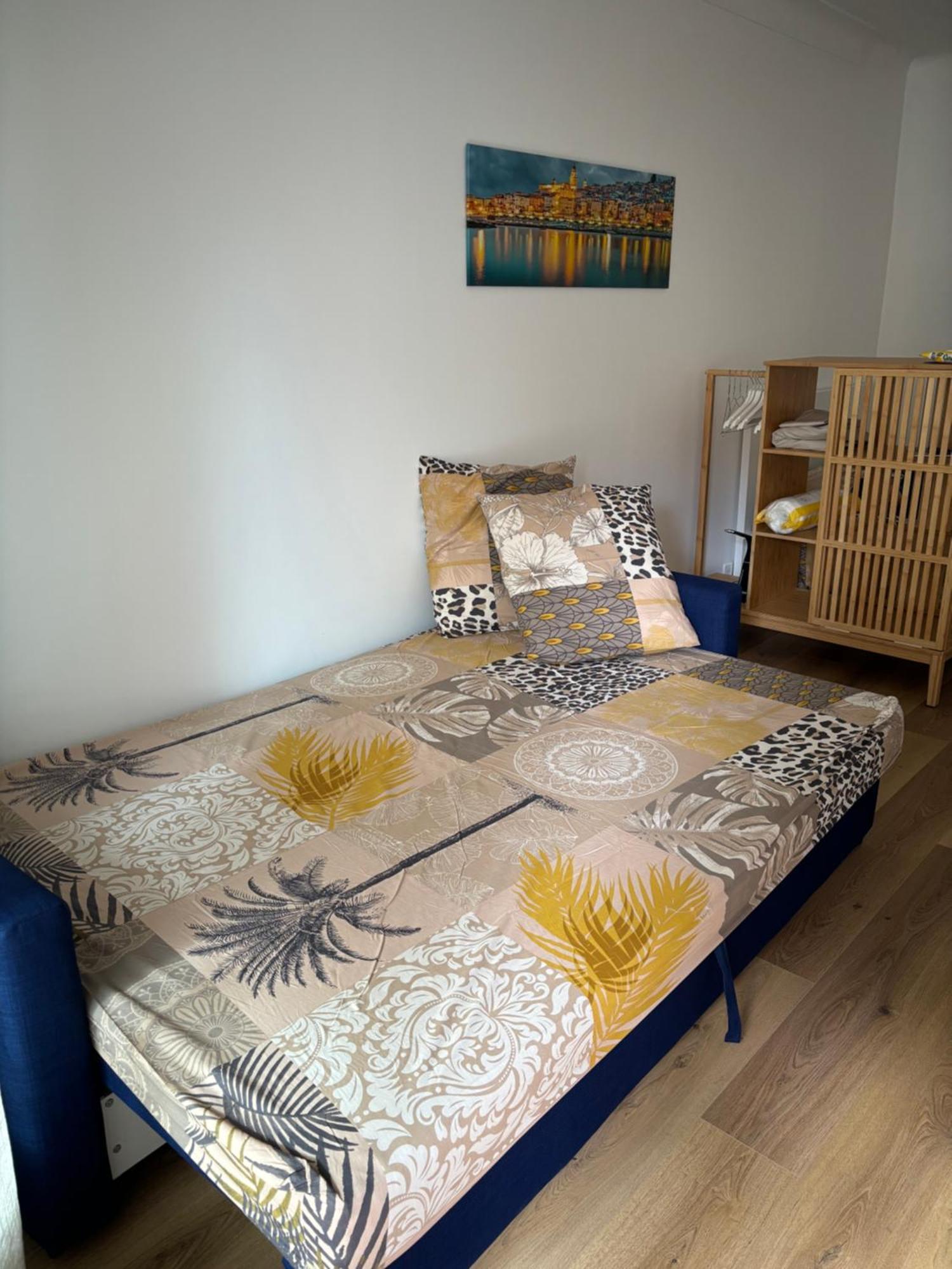 Studio 2 Etoiles A Menton Pour 4 Personnes Exterior foto